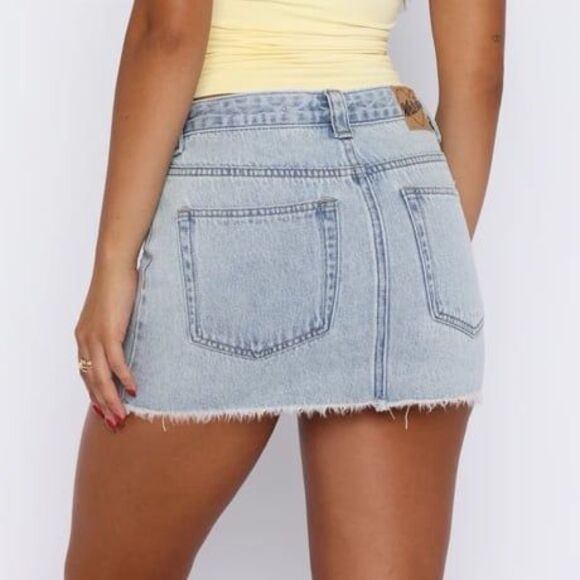 White Fox boutique raw hem denim jean skirt - Picture 2 of 7